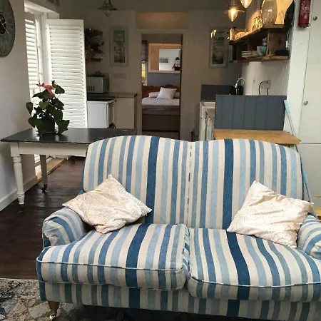 Charming 2-Bed Cottage In Tranquil Riversetting * Looe